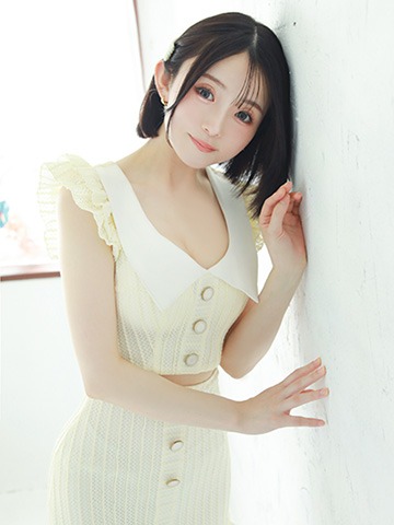 深田ララ